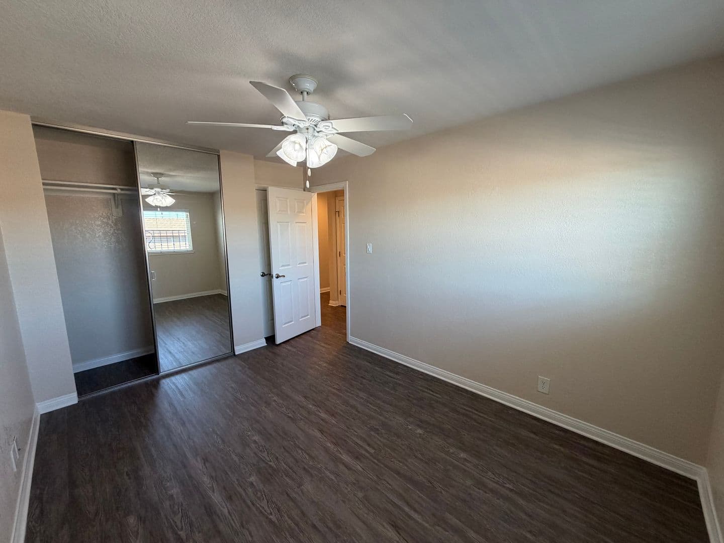 Lakewood Apartment: 4907 1/4 Hayter Avenue
