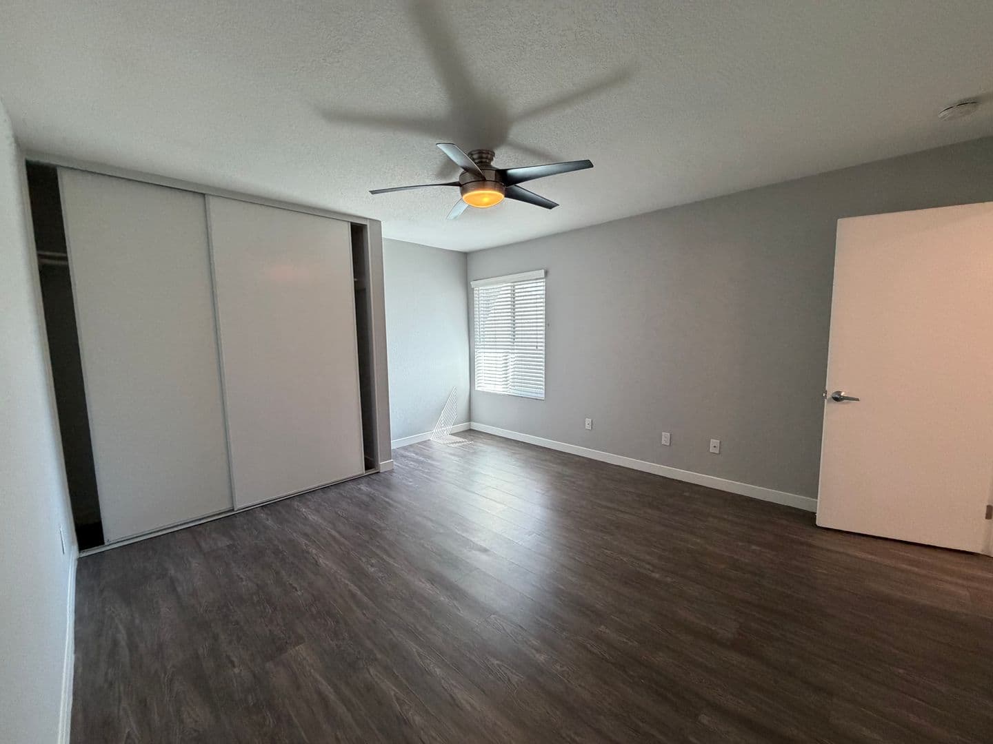 Riverside Apartment: 7600 Ambergate Place