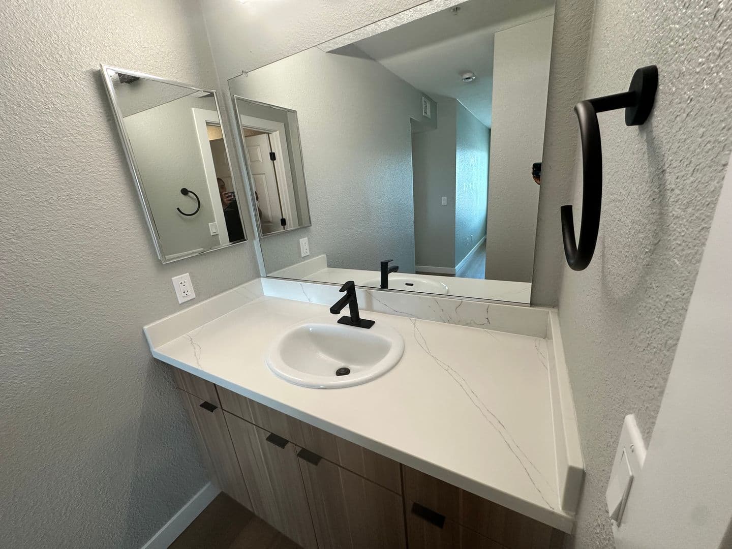 Santa Ana Apartment: 2111 W. 17th Street