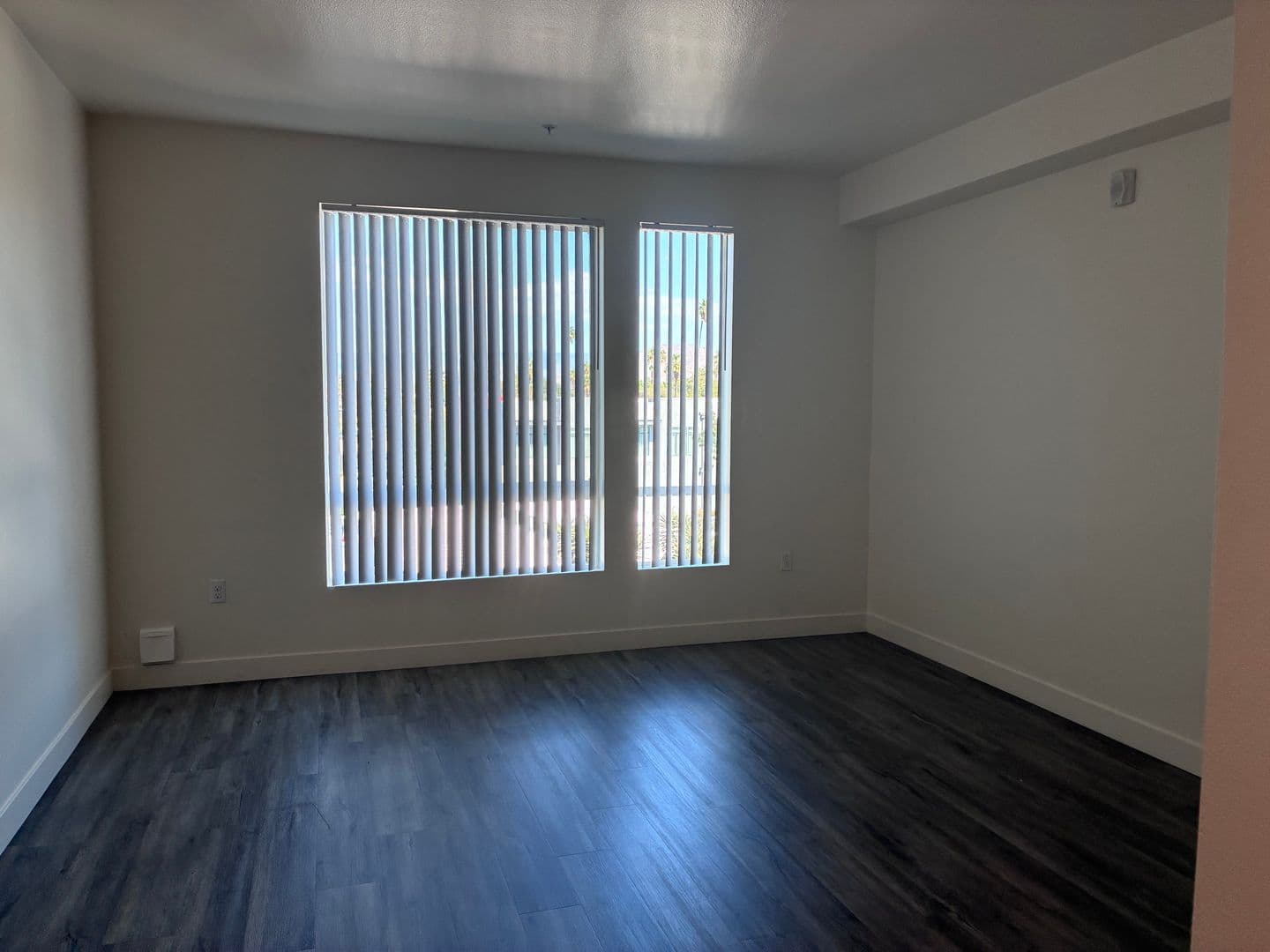 Riverside Apartment: 3050 Mission Inn Avenue