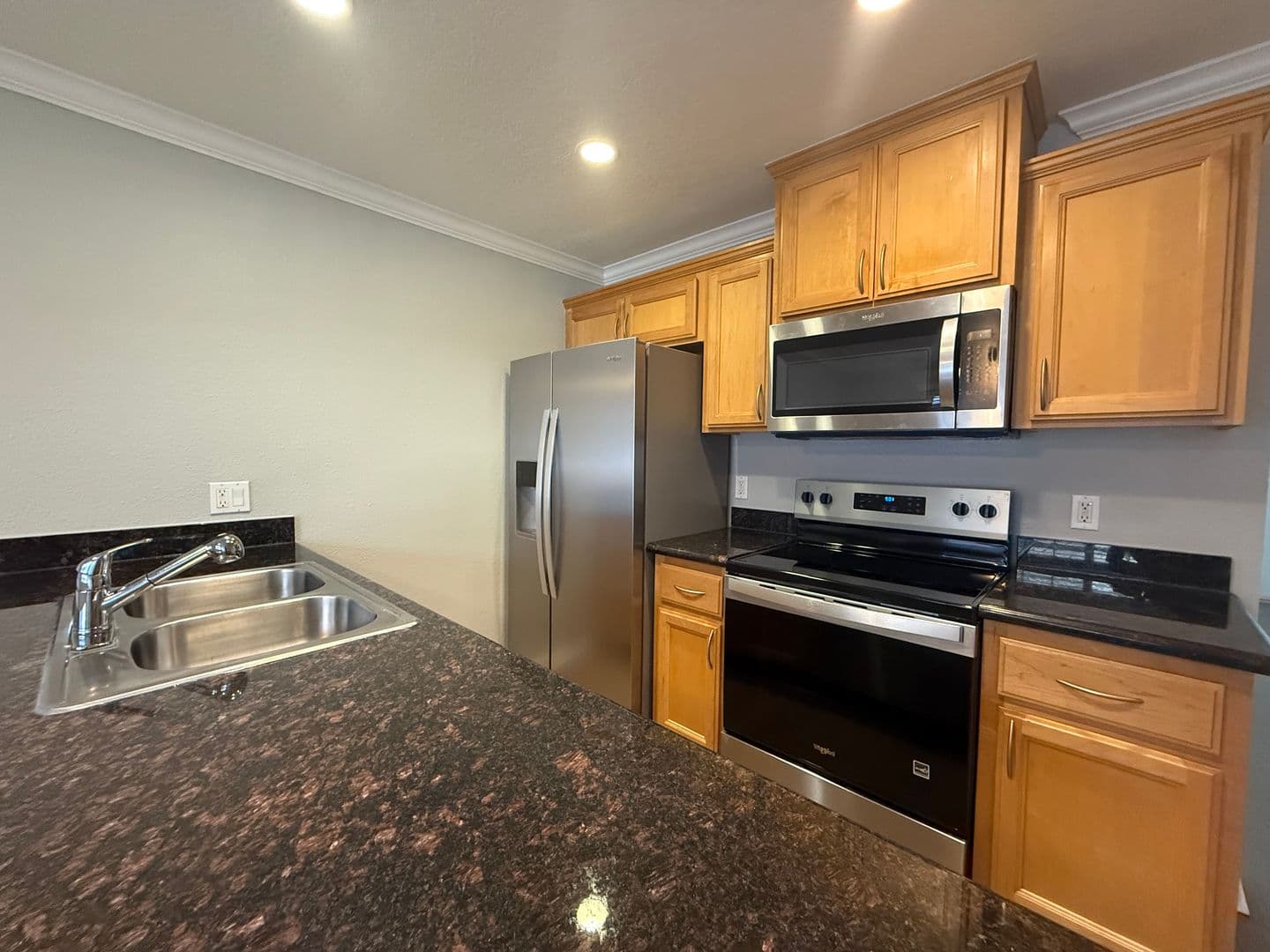 Anaheim Apartment: 2704 W. Ball Road