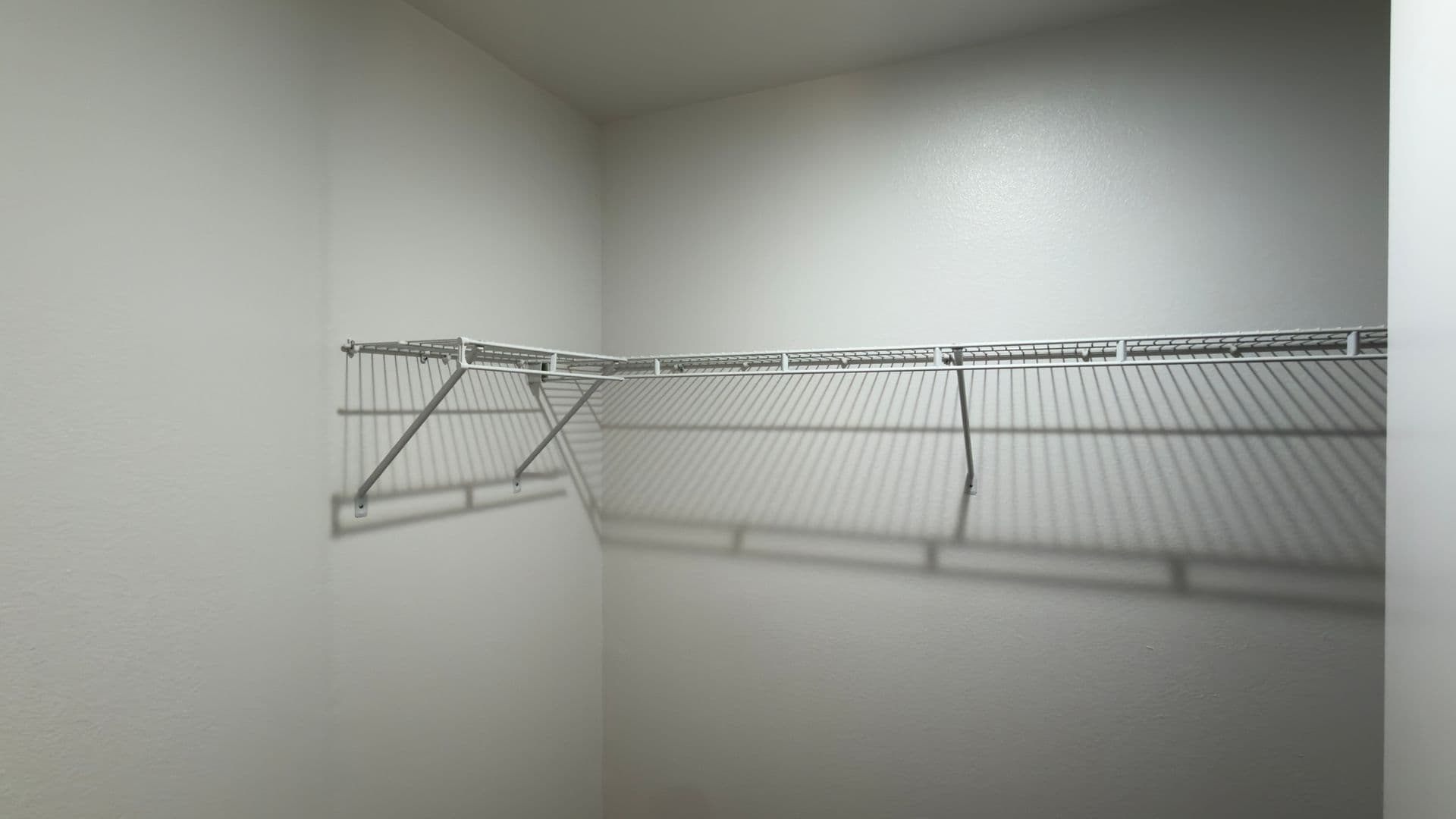 Los Angeles Apartment: 138 North Beaudry Avenue