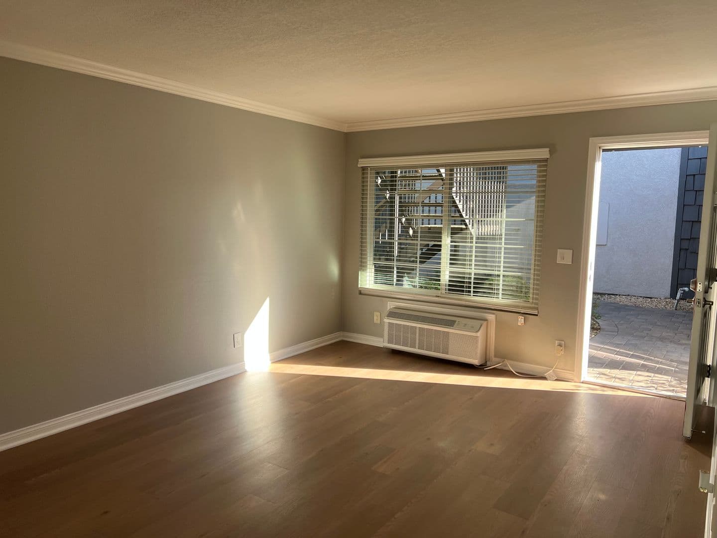 Anaheim Apartment: 2704 W. Ball Road