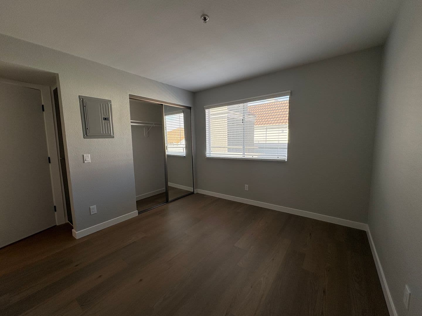 Costa Mesa Apartment: 2855 Pinecreek Drive