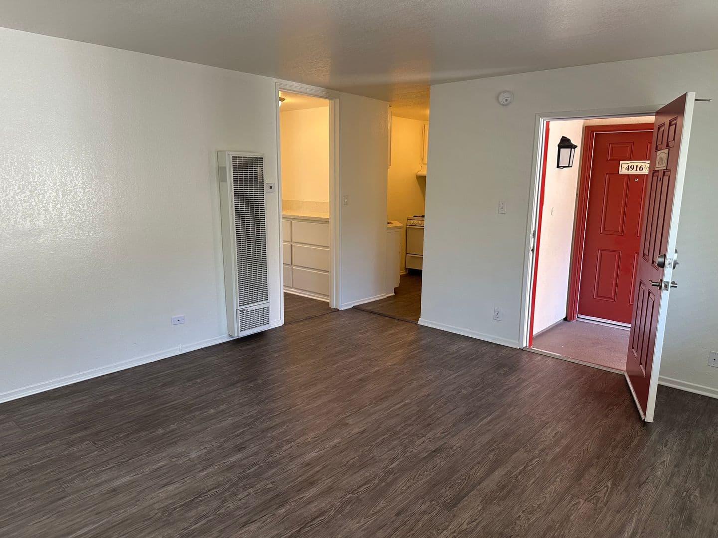 Lakewood Apartment: 4907 1/4 Hayter Avenue
