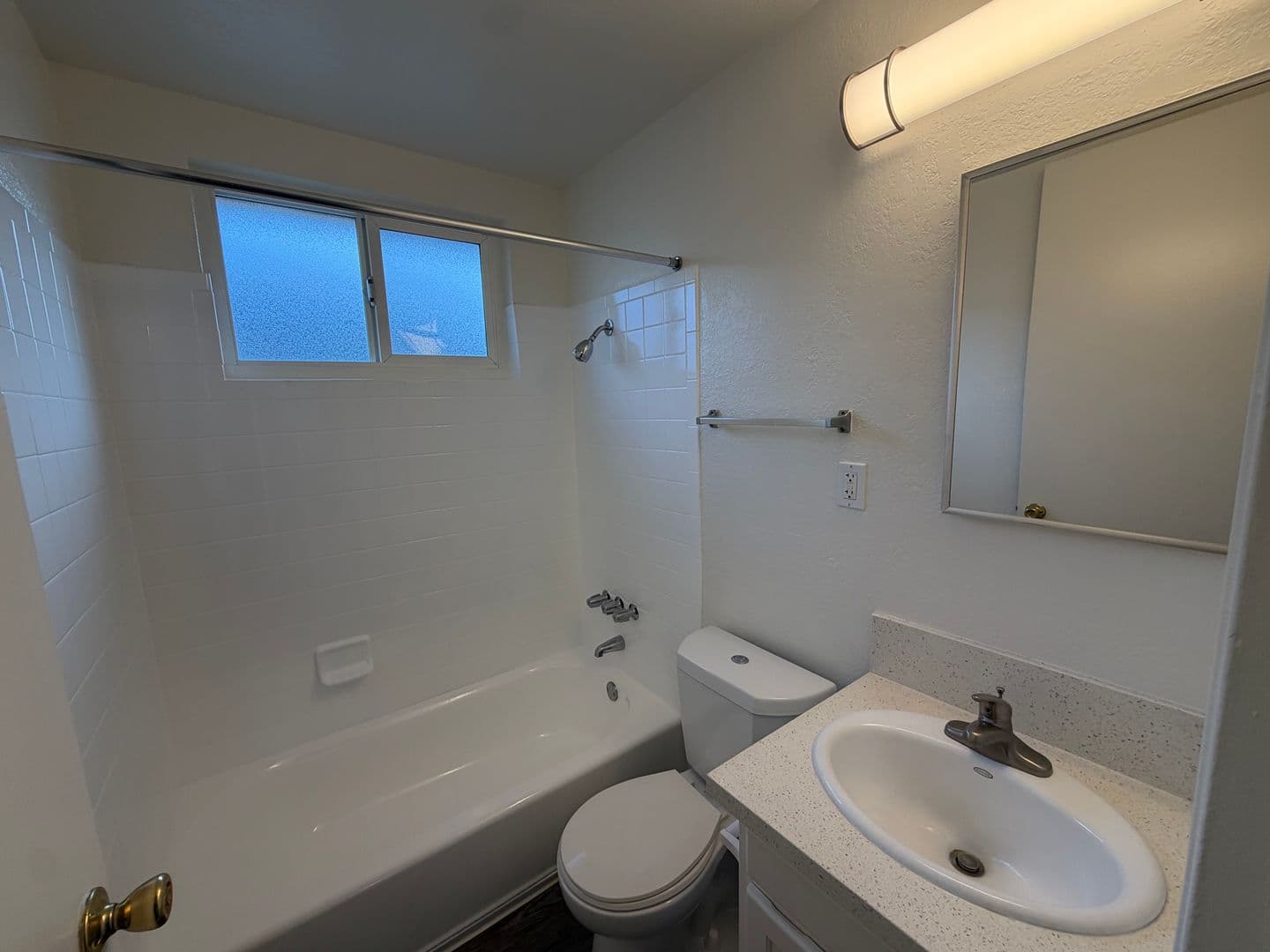 Lakewood Apartment: 4907 1/4 Hayter Avenue