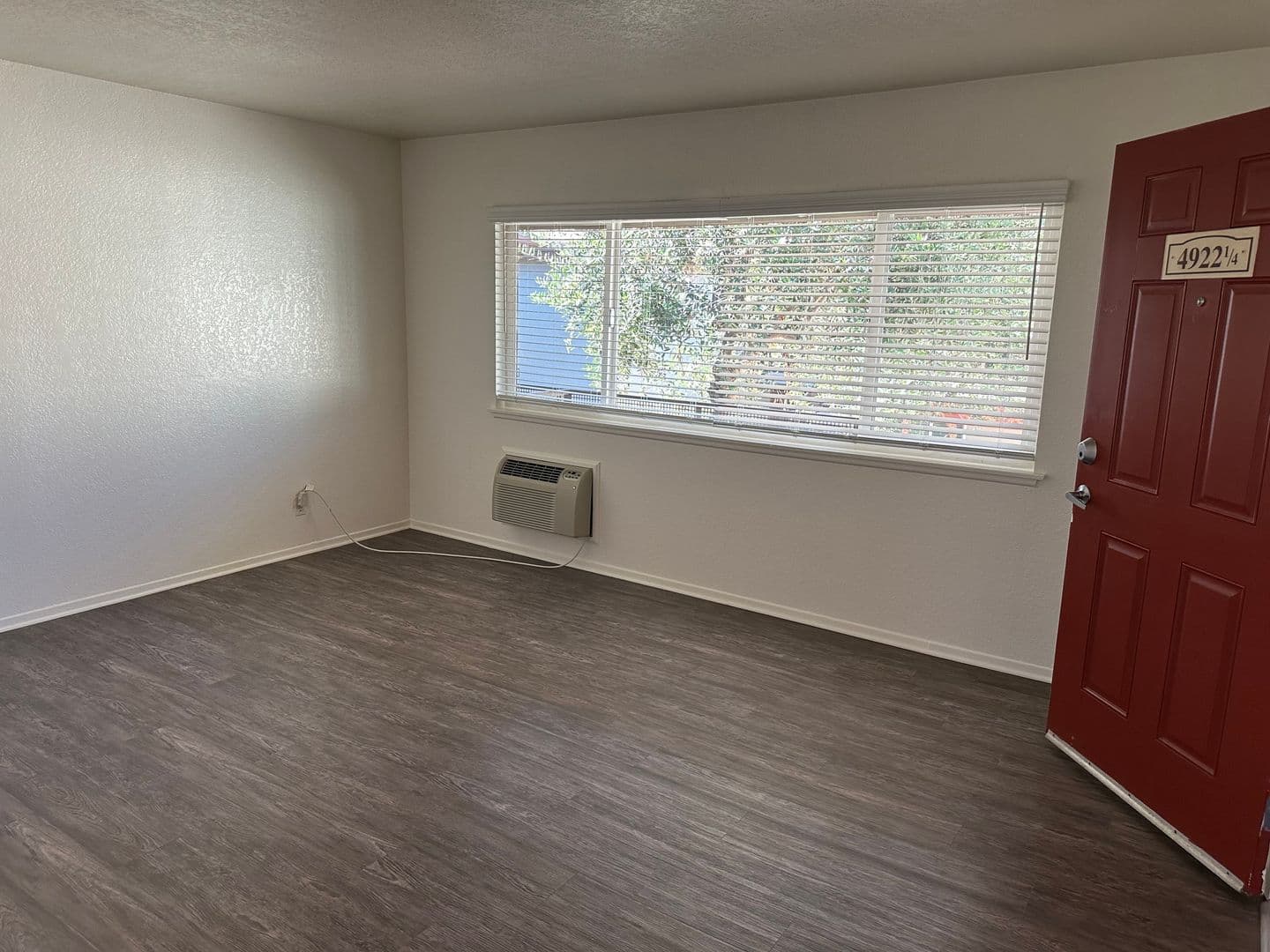 Lakewood Apartment: 4907 1/4 Hayter Avenue