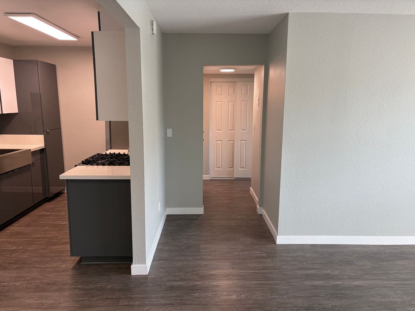 Anaheim Apartment: 120 S. Grand Avenue