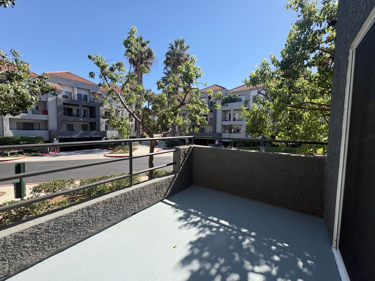 Costa Mesa Apartment: 2855 Pinecreek Drive