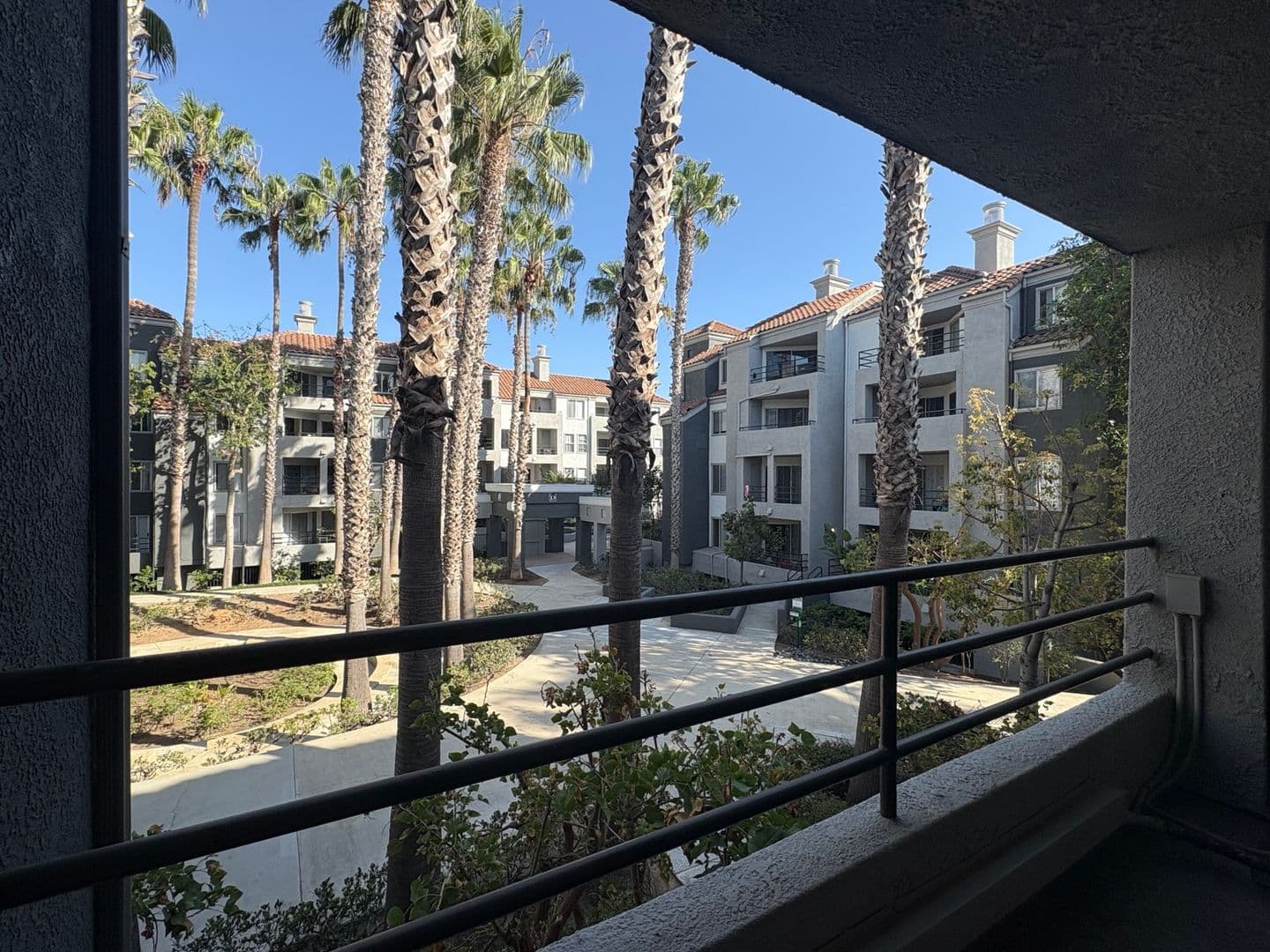Costa Mesa Apartment: 2855 Pinecreek Drive