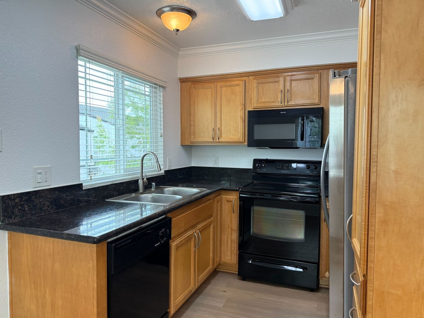Fullerton Apartment: 1501 S. Highland Avenue