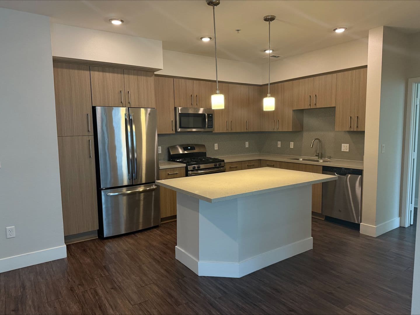 Chino Hills Apartment: 15101 Fairfield Ranch Road