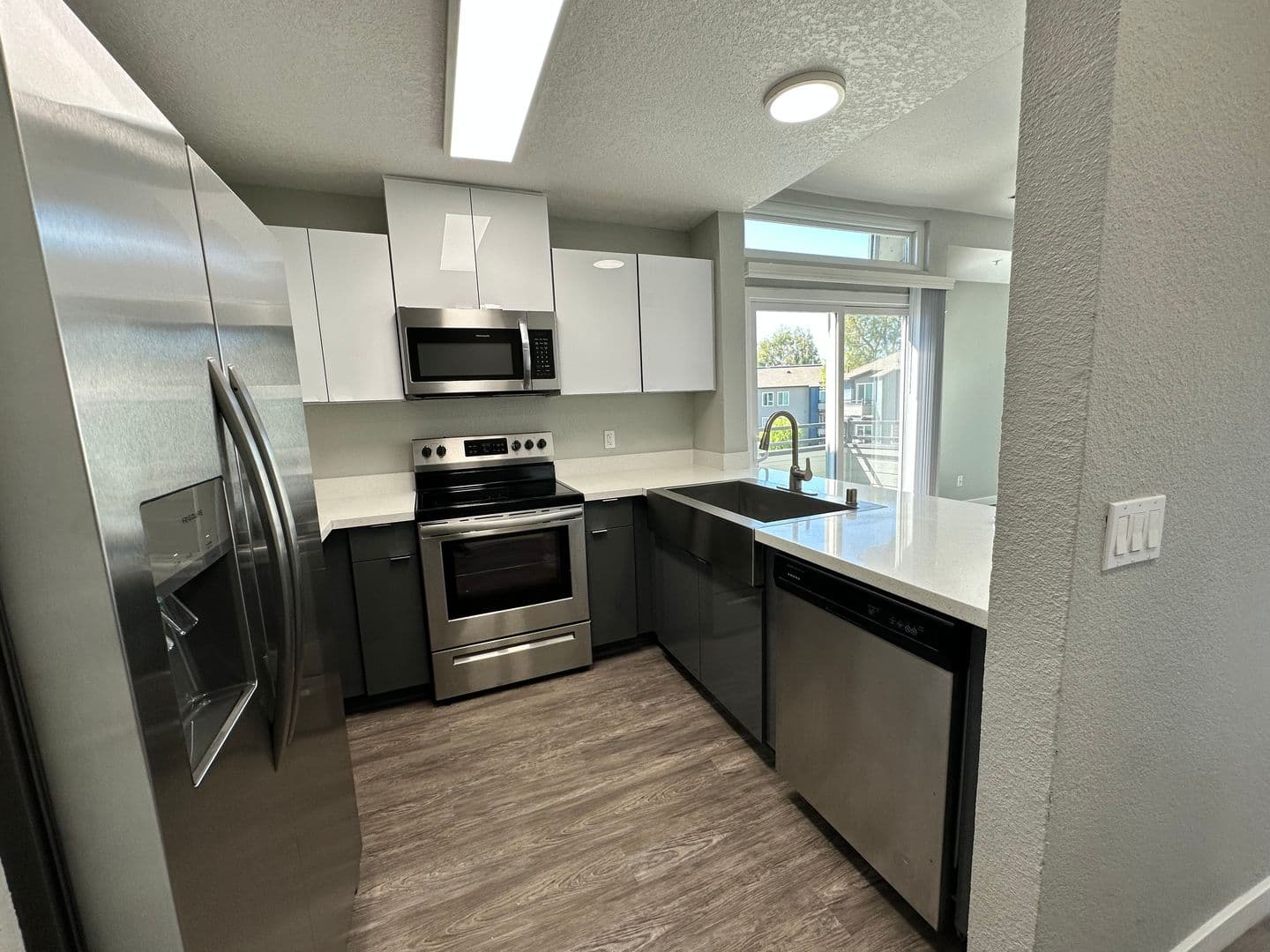 Santa Ana Apartment: 2111 W. 17th Street