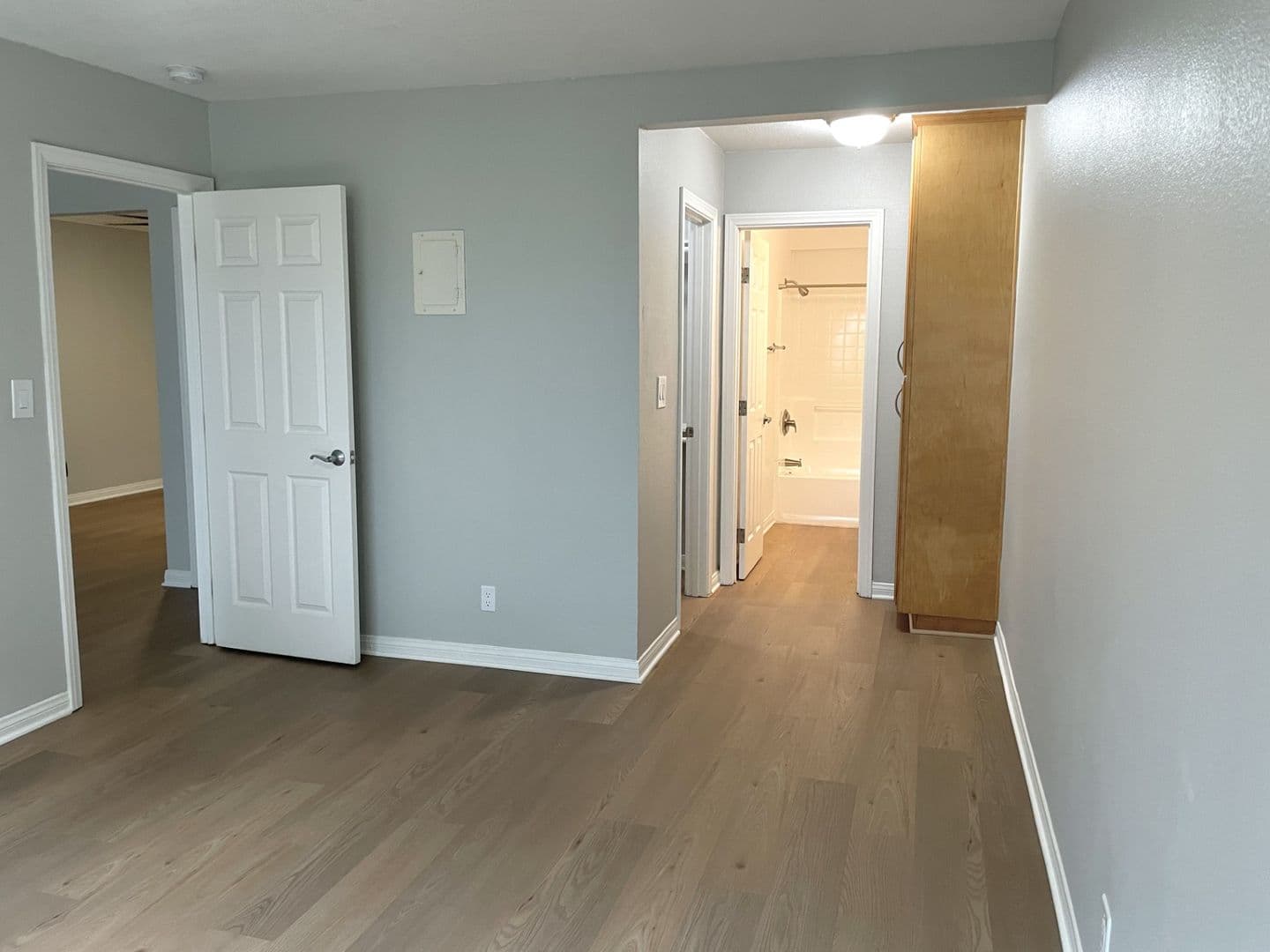 Anaheim Apartment: 201 S. Magnolia Avenue