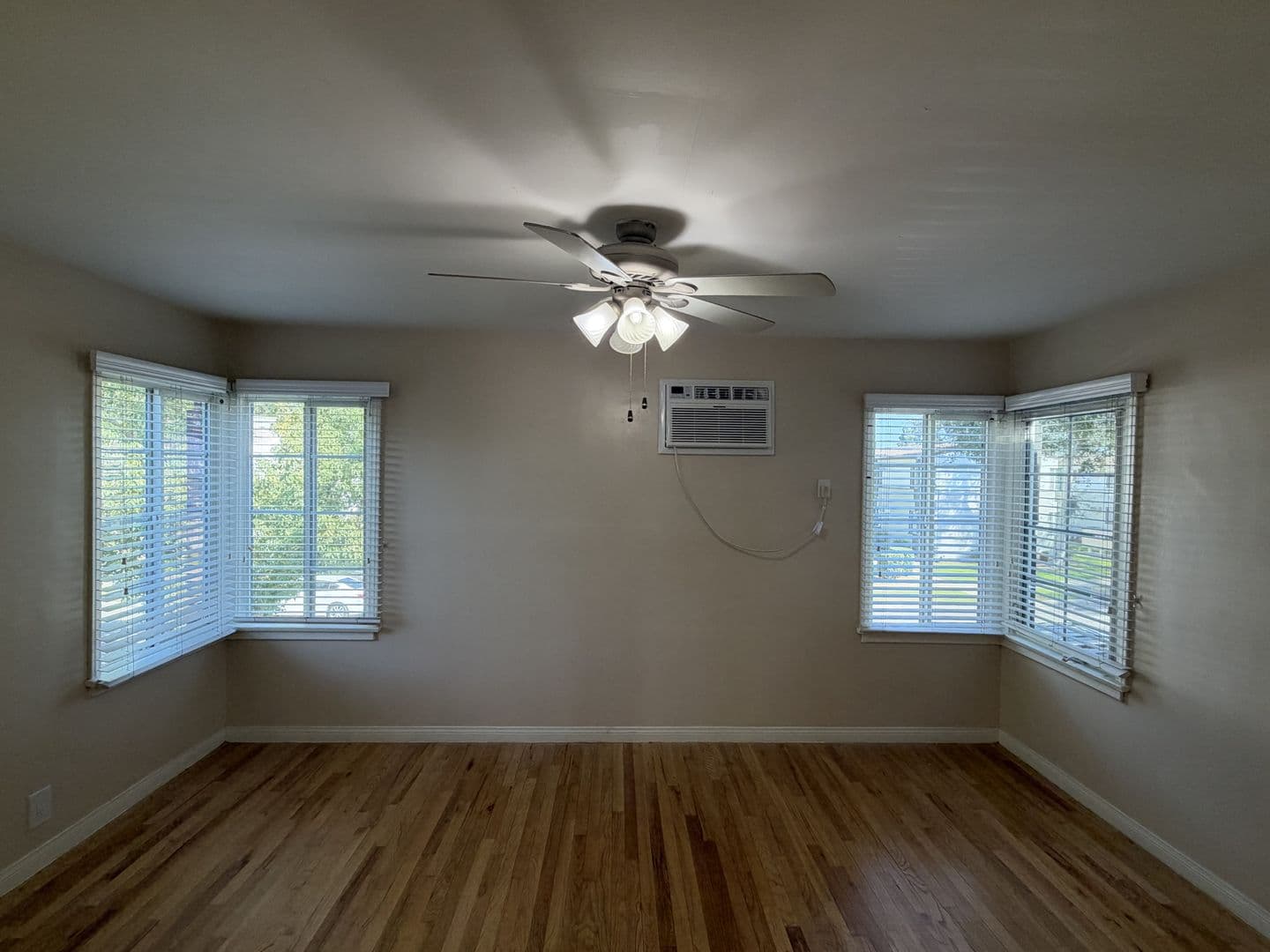 Montebello Apartment: 336 N. Garfield Avenue