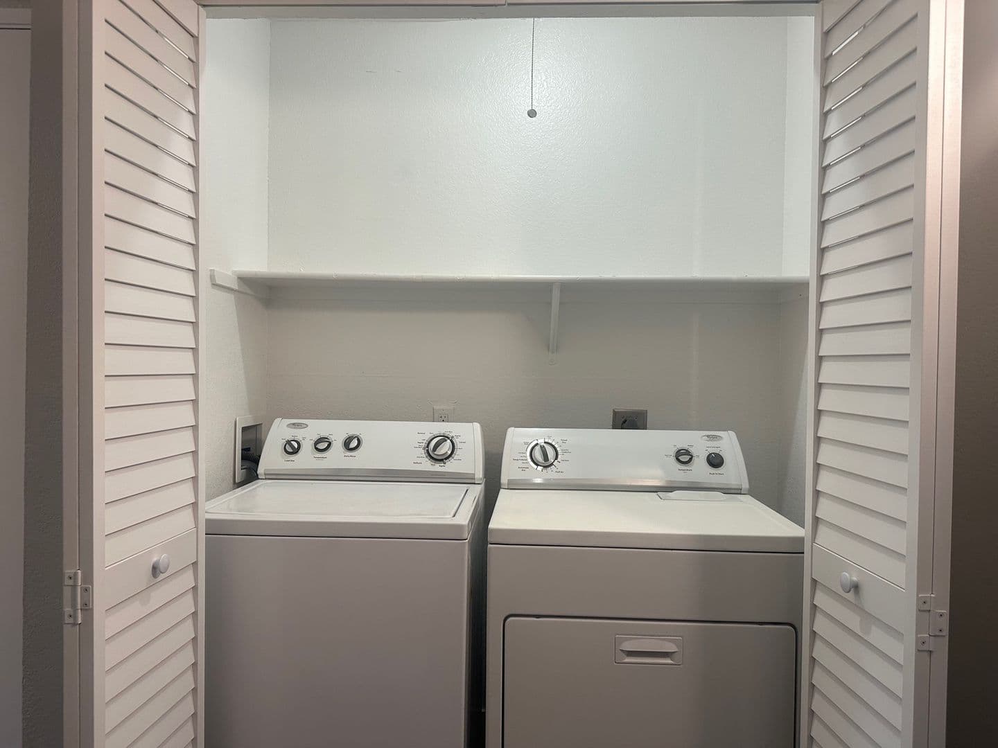 Riverside Apartment: 3957 Pierce Street