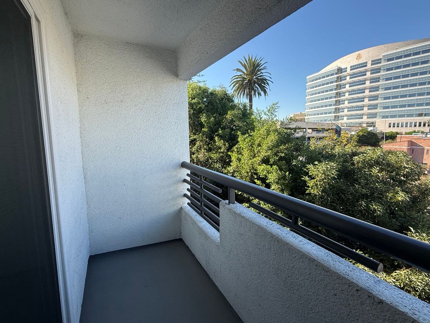 Santa Ana Apartment: 300 West 2nd Street