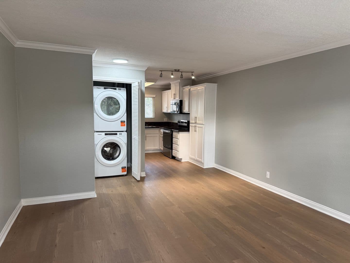 Buena Park Apartment: 7891 Oleander Cir.