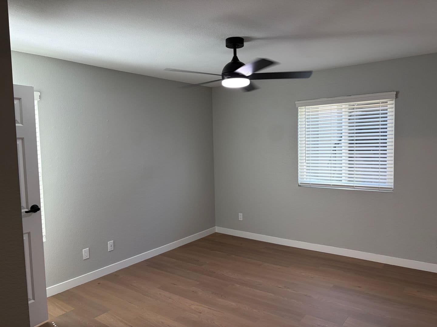 Riverside Apartment: 3957 Pierce Street