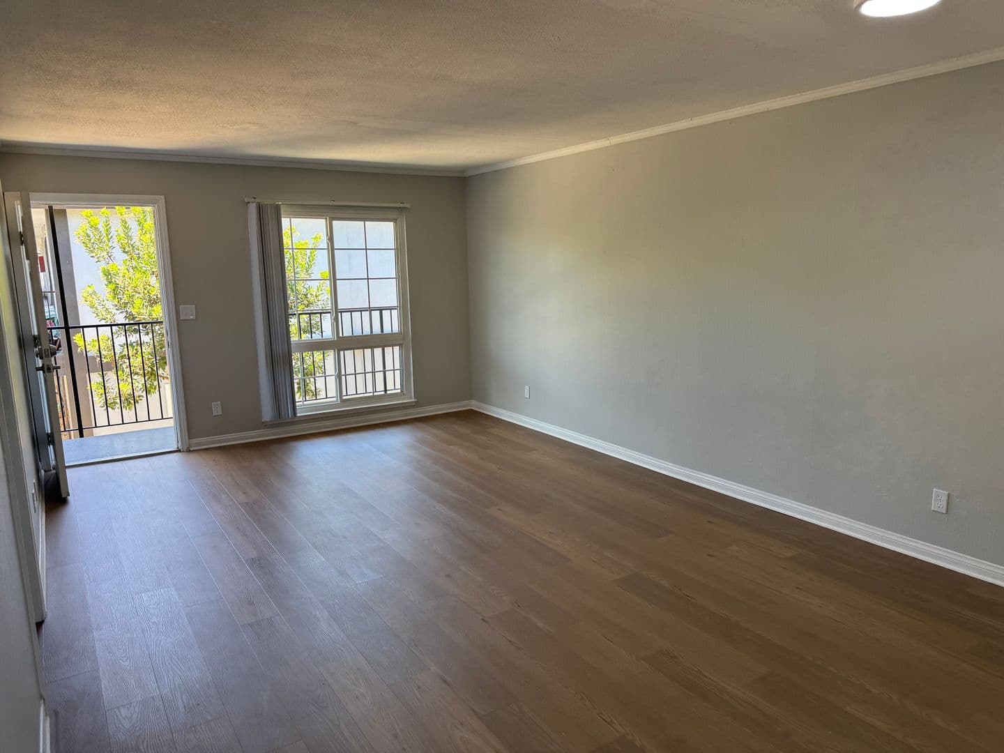 Santa Ana Apartment: 811 S. Fairview
