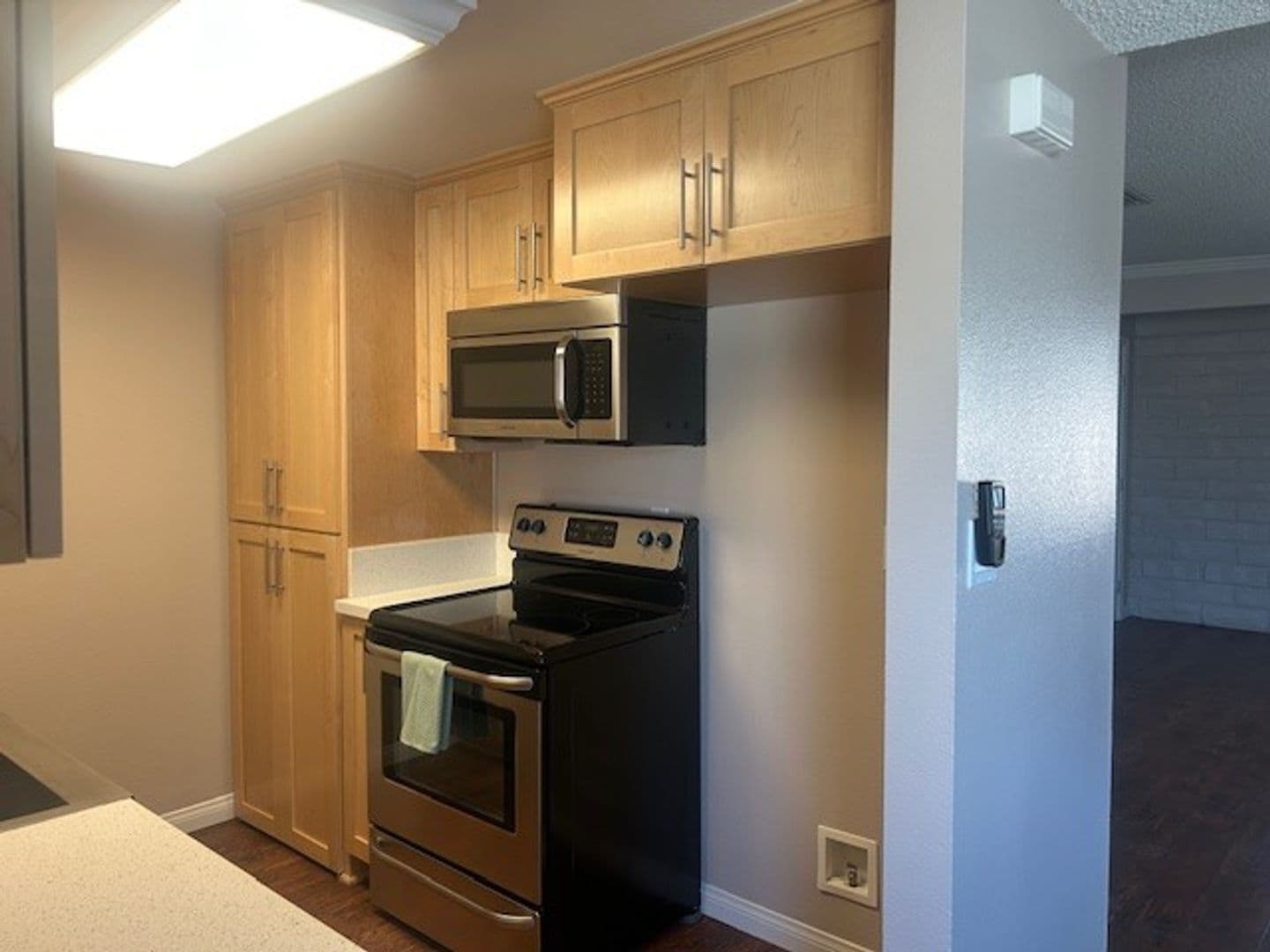 Montclair Apartment: 9550 Fremont Avenue