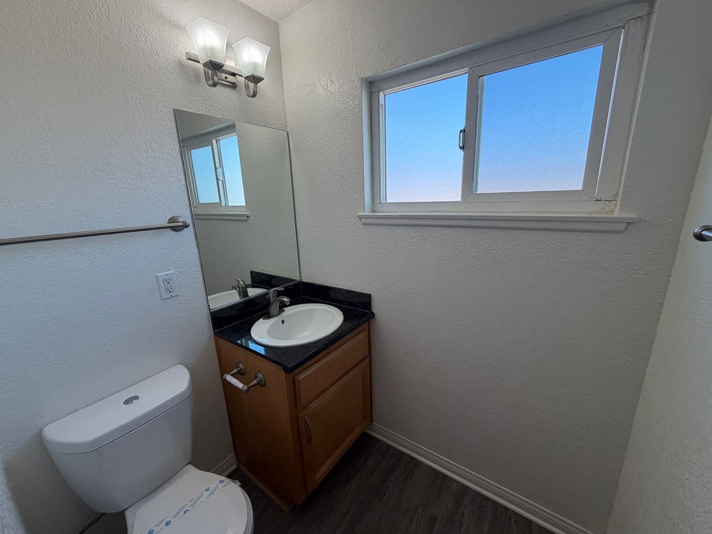Lakewood Apartment: 4907 1/4 Hayter Avenue