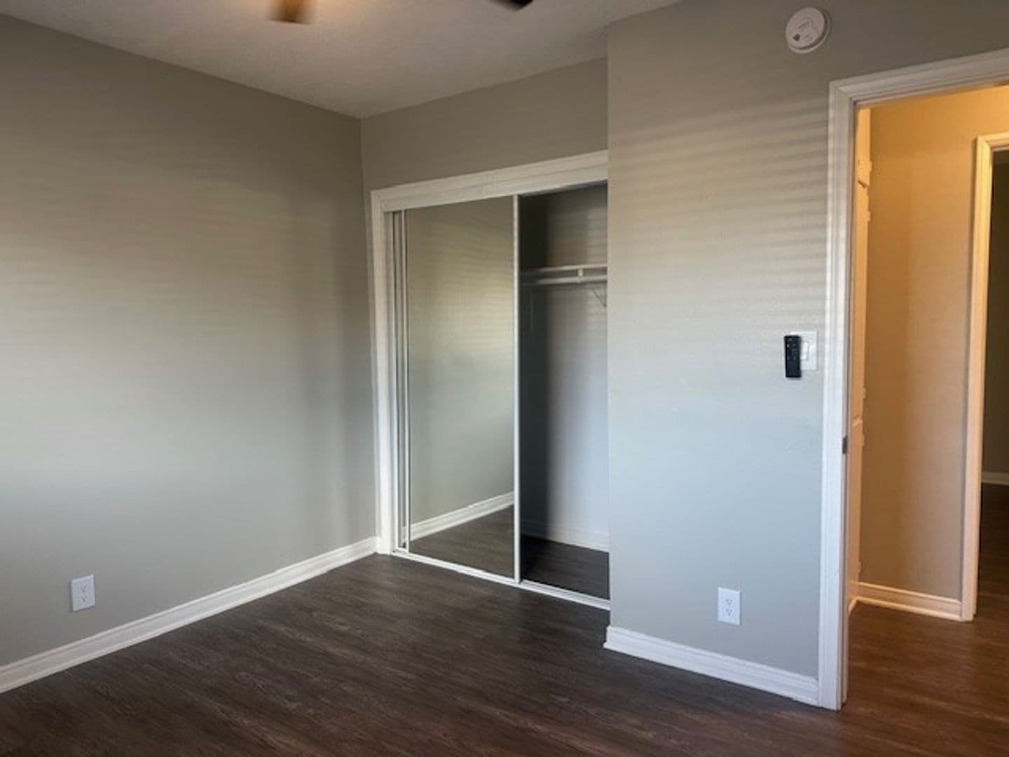 Paramount Apartment: 15940 Indiana Avenue