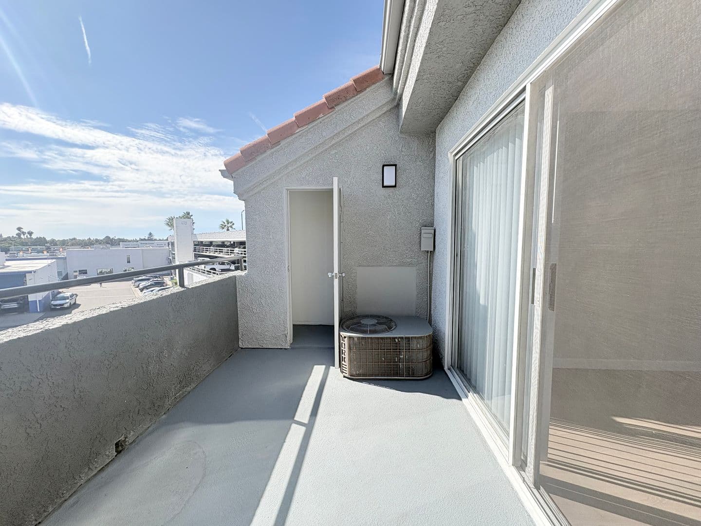 Costa Mesa Apartment: 2855 Pinecreek Drive