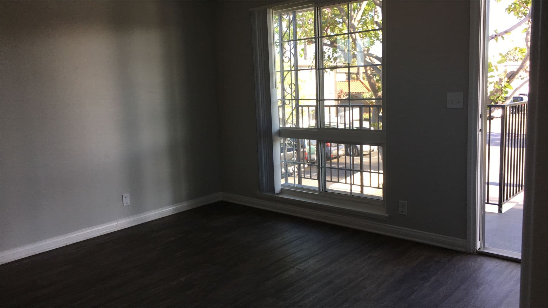 Santa Ana Apartment: 811 S. Fairview