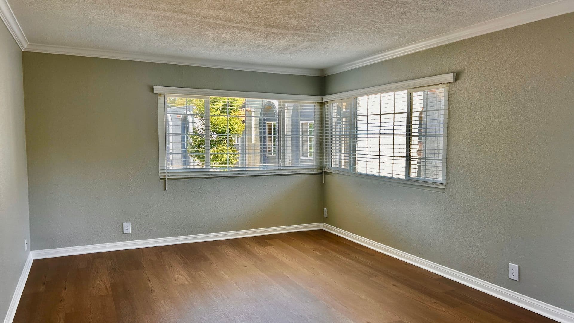 Bellflower Apartment: 14500 McNab Avenue