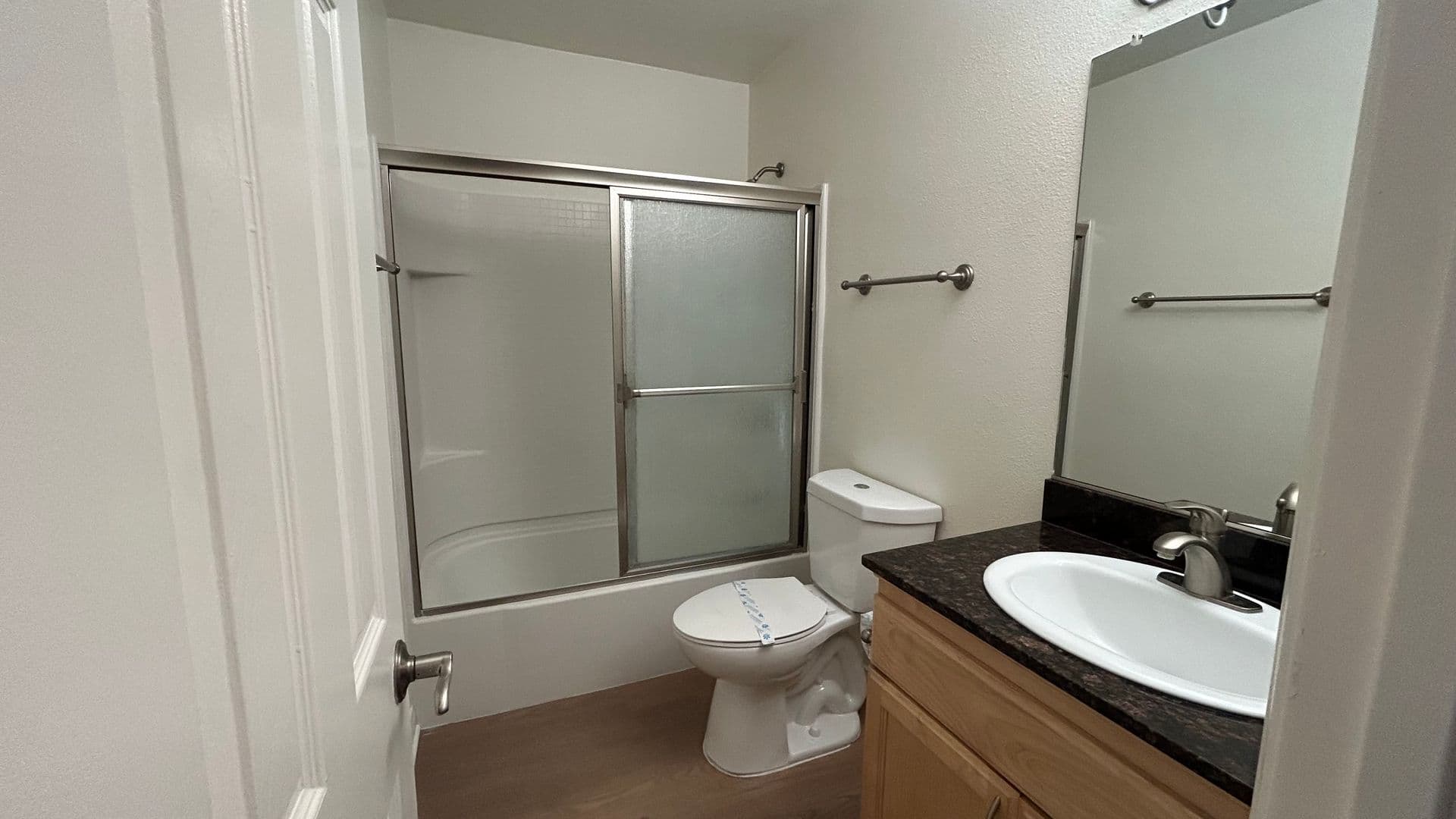 Anaheim Apartment: 2828 W. Ball Road