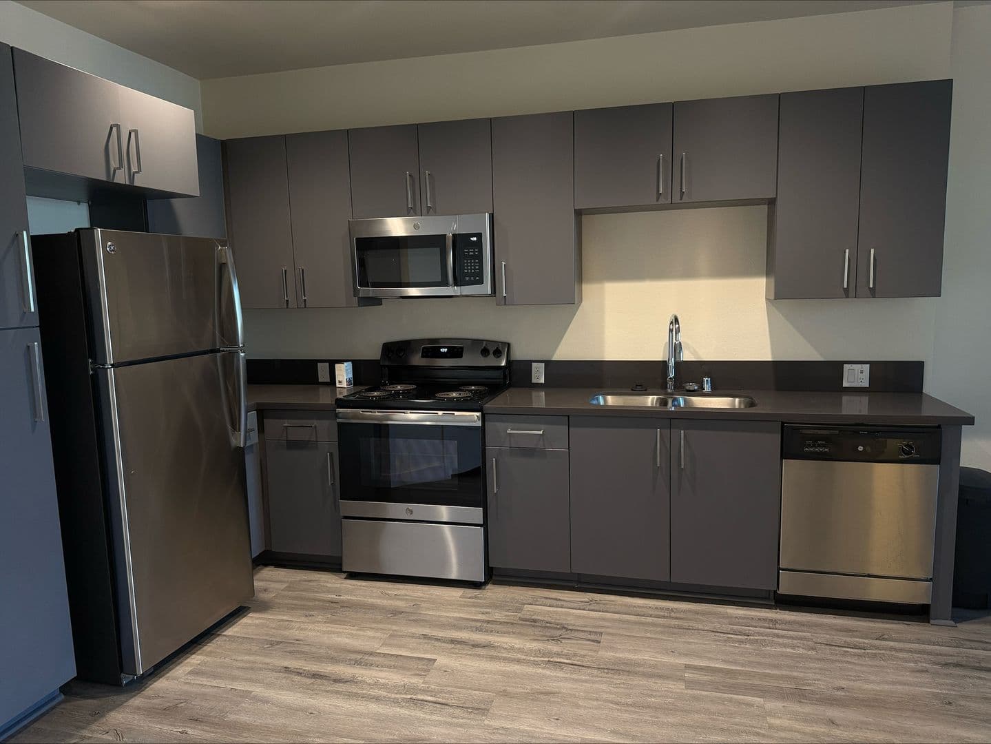 Riverside Apartment: 3050 Mission Inn Avenue