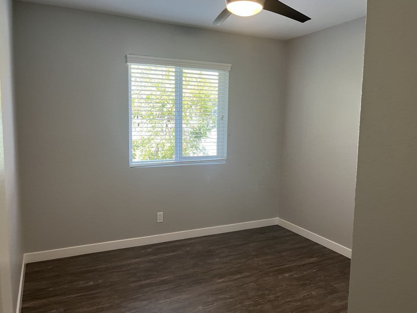 Riverside Apartment: 3957 Pierce Street