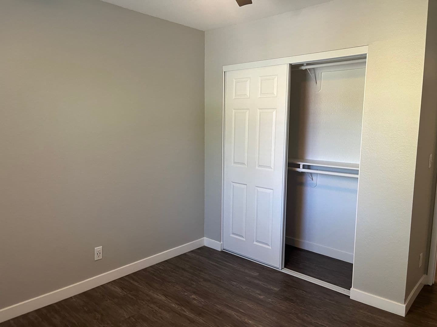Riverside Apartment: 3957 Pierce Street