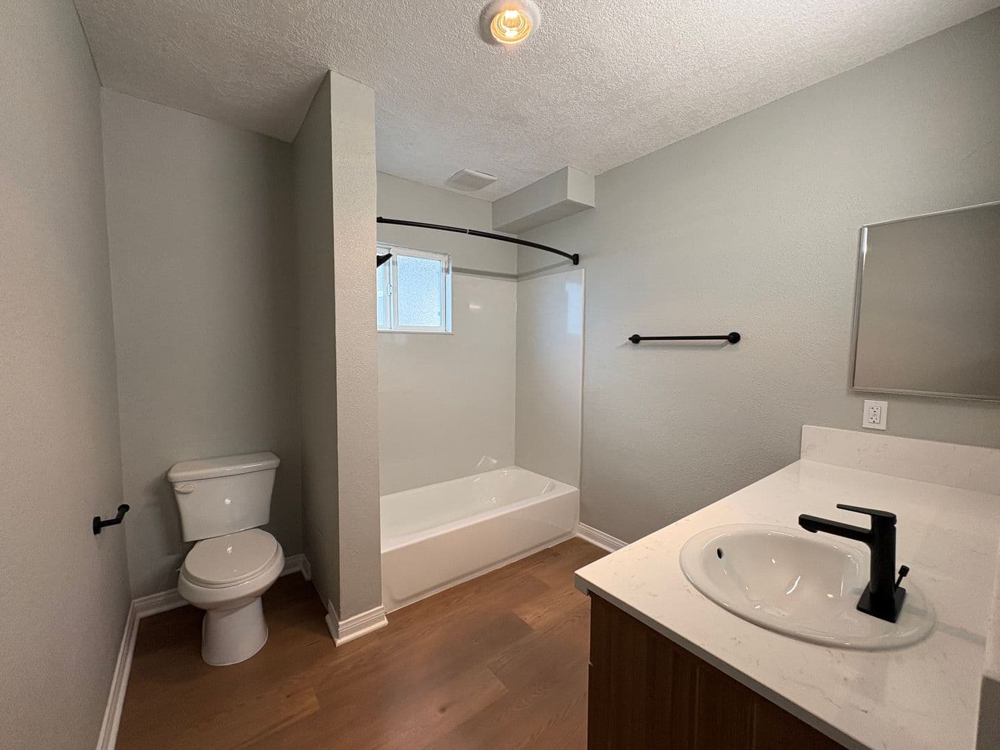 Lakewood Apartment: 4905 Castana Avenue