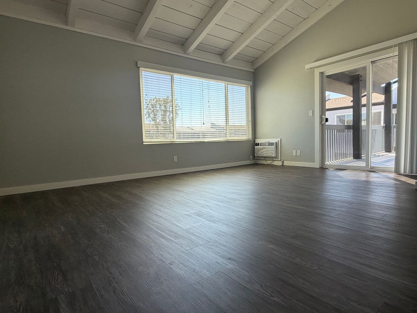 Westminster Apartment: 14221 Edwards Street