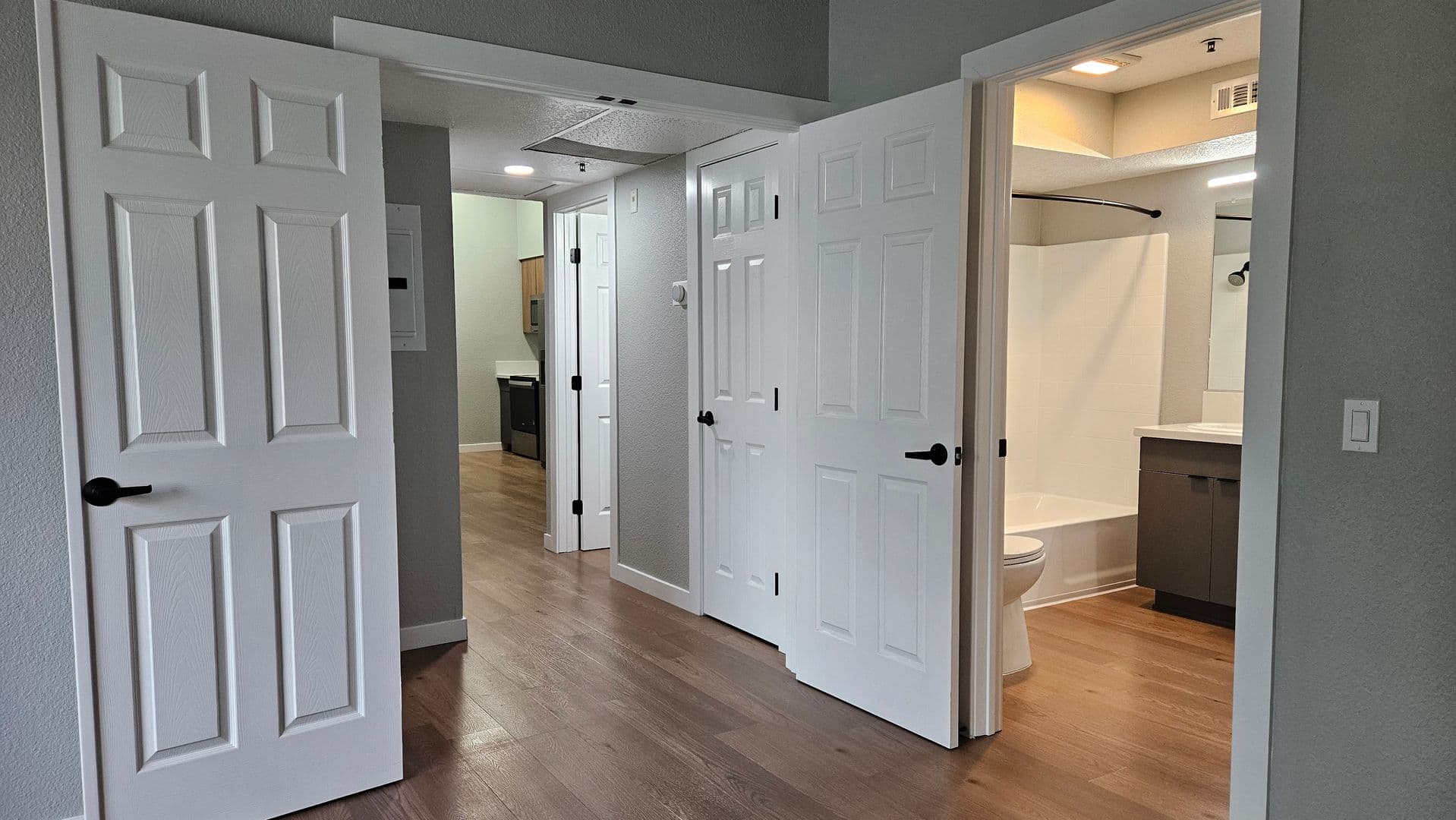 Lake Forest Apartment: 21011 Osterman Road