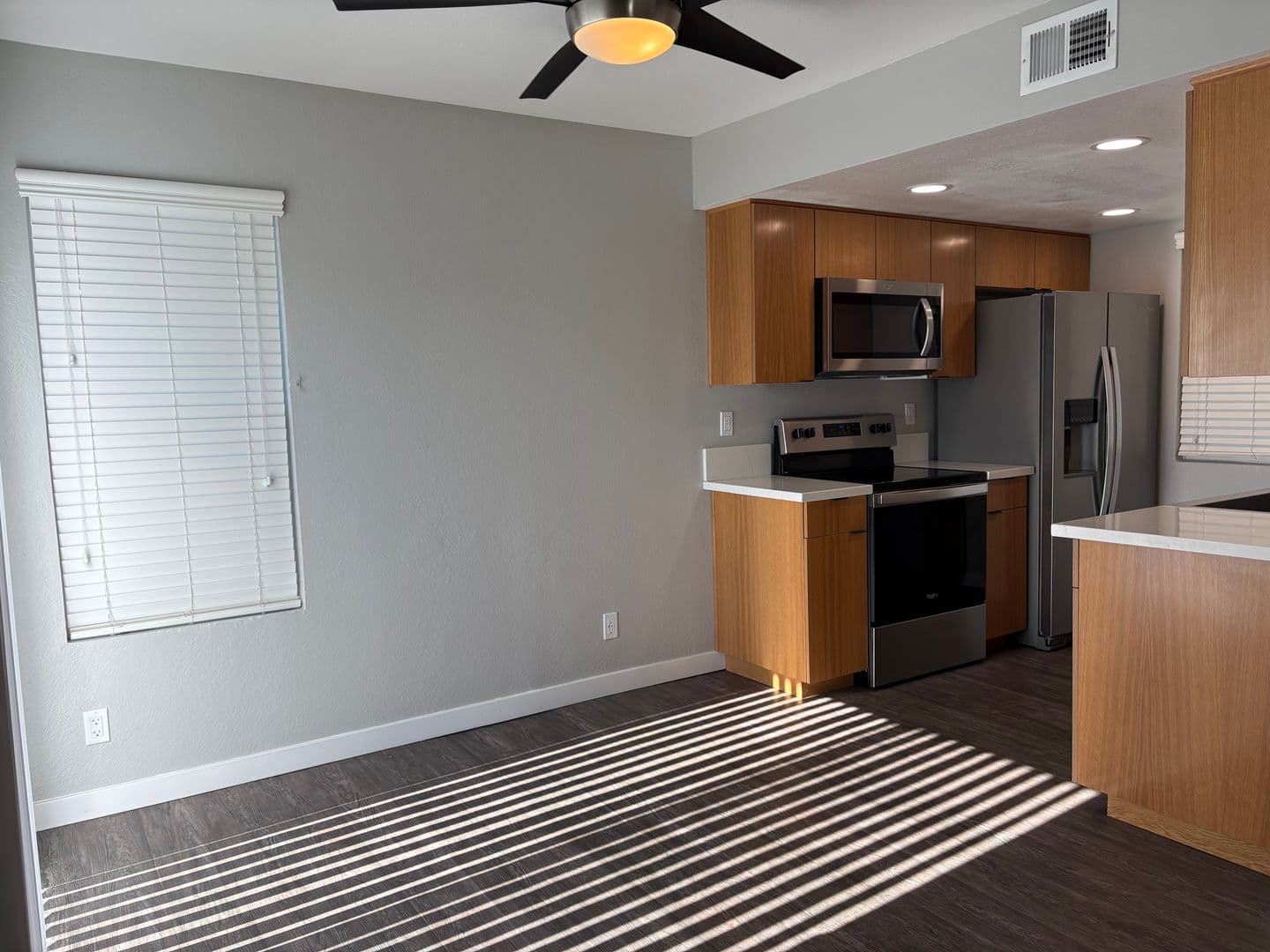 Riverside Apartment: 3957 Pierce Street
