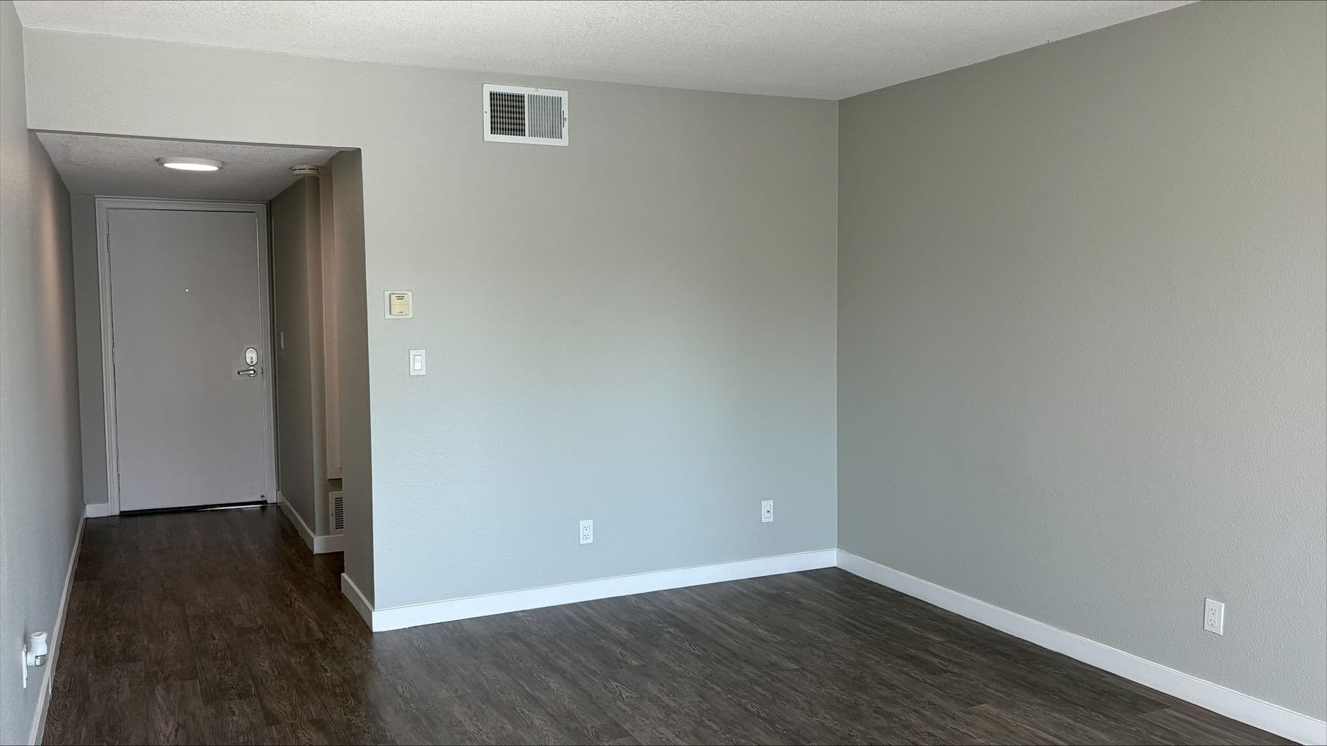 Anaheim Apartment: 120 S. Grand Avenue