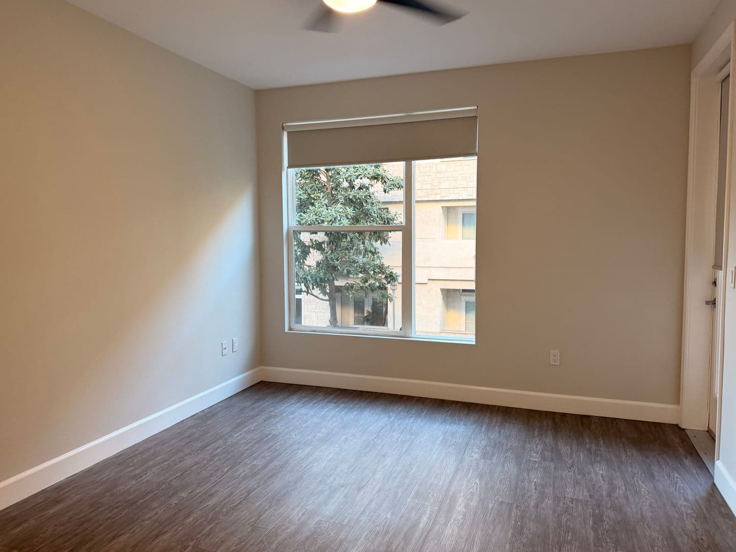 Anaheim Apartment: 2100 E. Katella Avenue