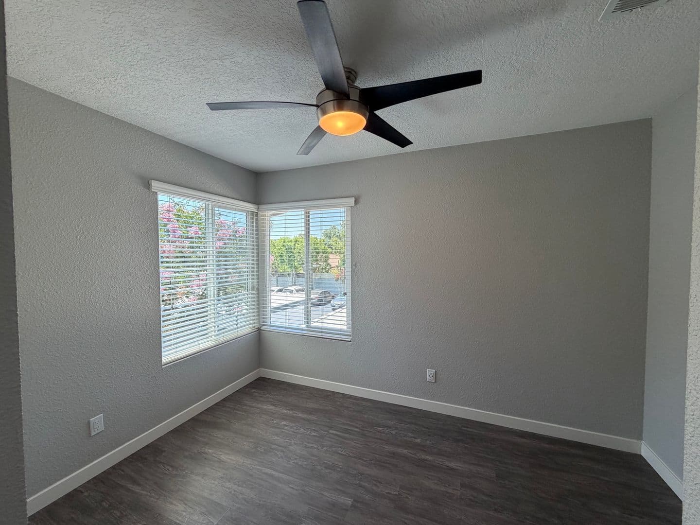Riverside Apartment: 7600 Ambergate Place