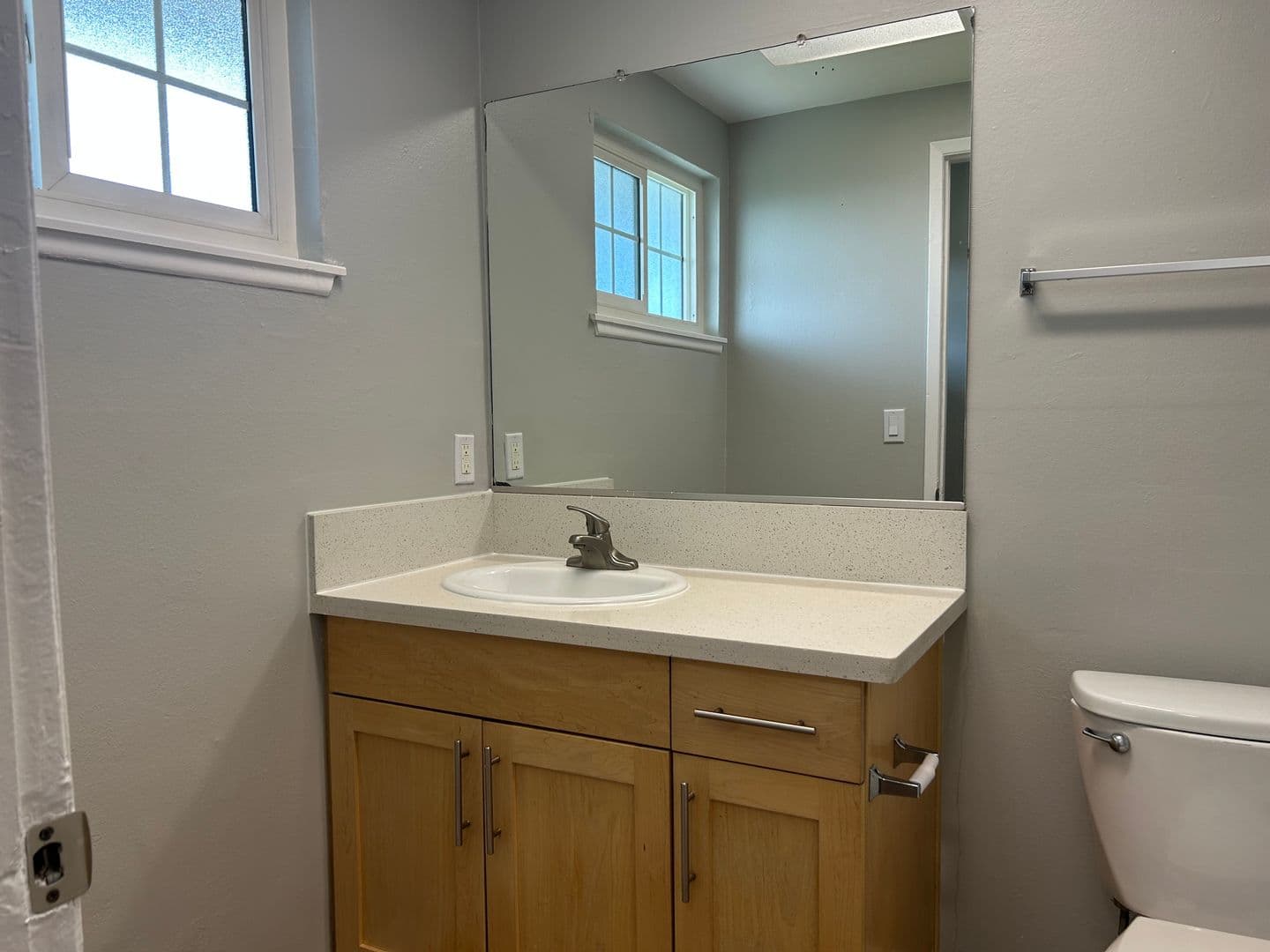 Santa Ana Apartment: 811 S. Fairview