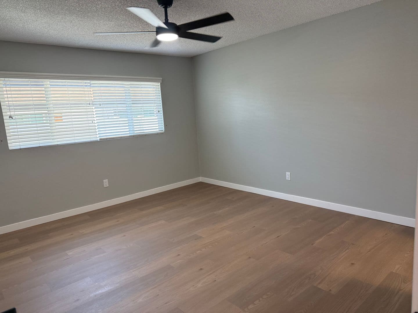 Orange Apartment: 501 E. Katella Avenue
