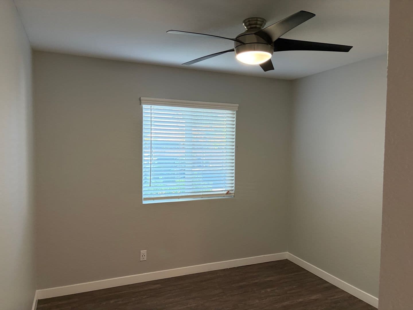 Riverside Apartment: 3957 Pierce Street