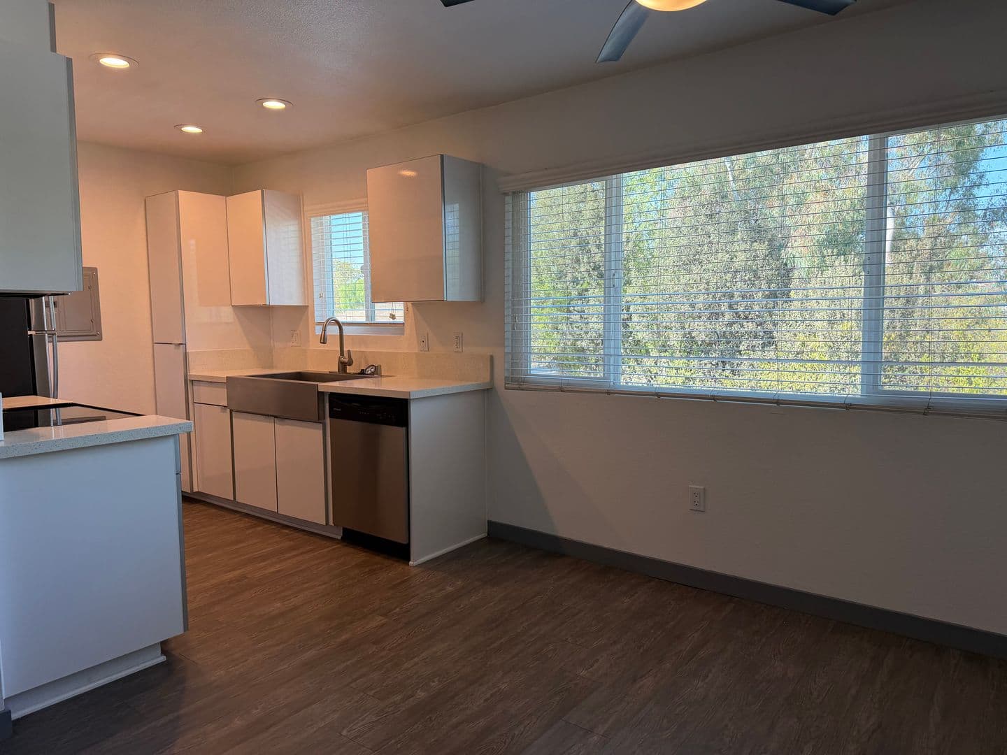 Fullerton Apartment: 2656 Associated Road