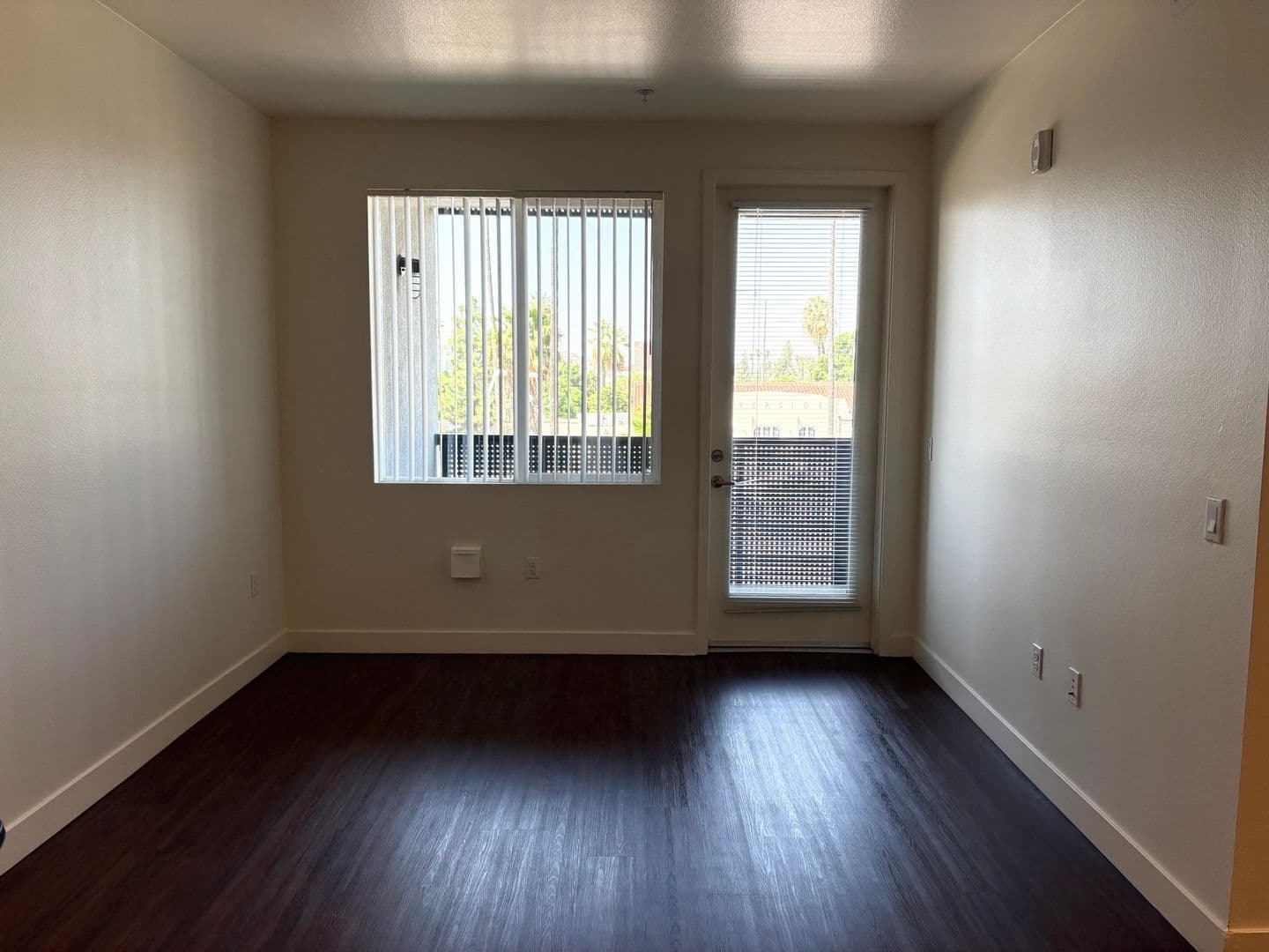 Riverside Apartment: 3050 Mission Inn Avenue
