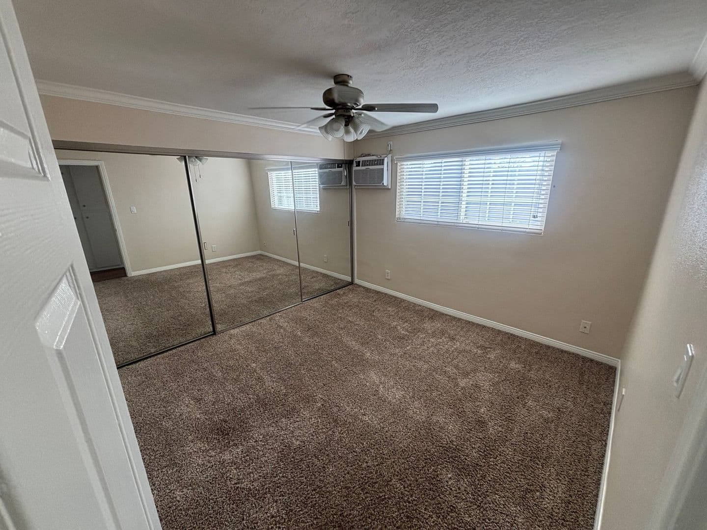 Norwalk Apartment: 10853 Firestone Blvd.