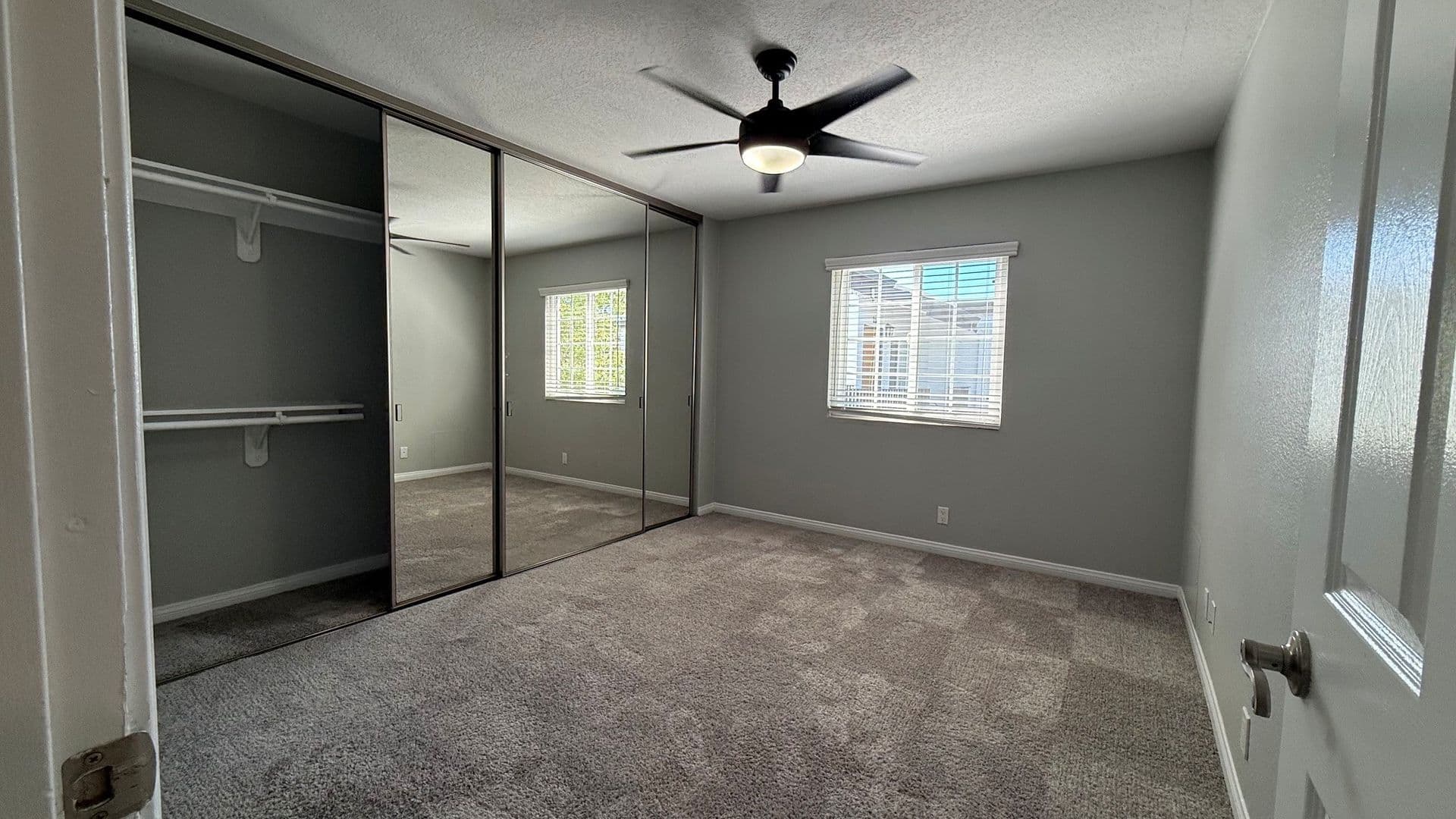 Anaheim Apartment: 2880 W. Ball Road