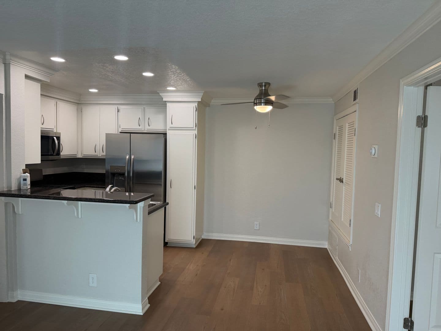Azusa Apartment: 950 W. Sierra Madre Avenue