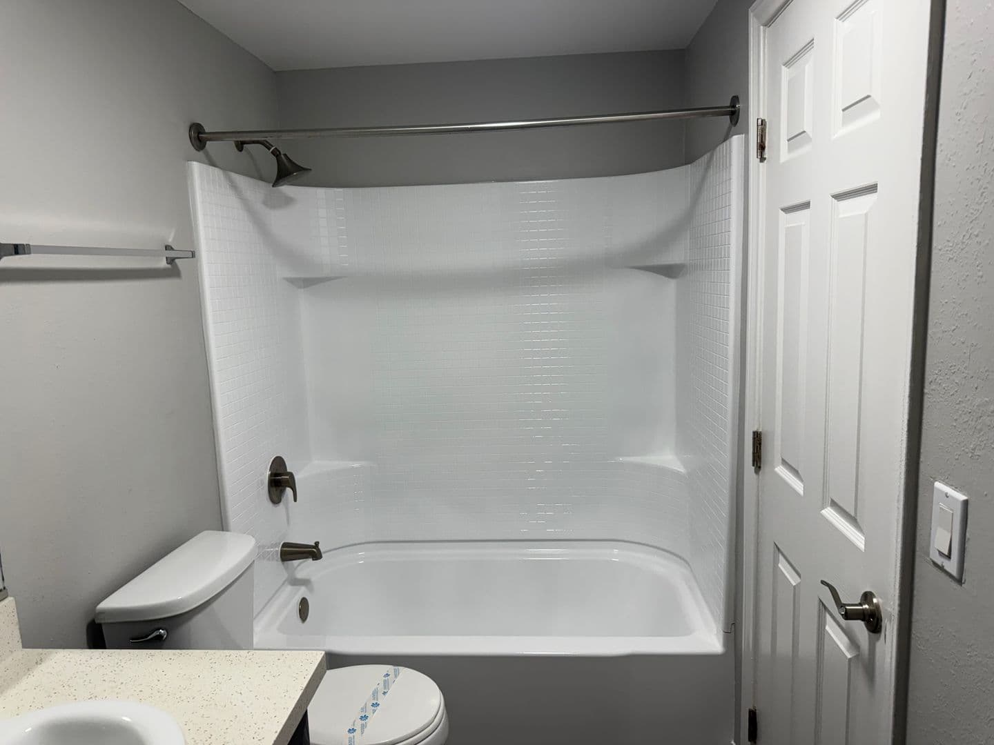 Santa Ana Apartment: 811 S. Fairview